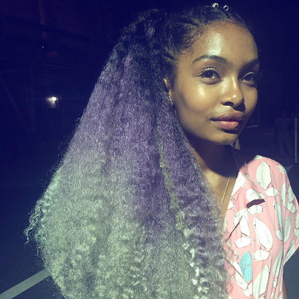 Black Girl Magic: Yara Shahidi Took The Best Natural Hair Selfies This Year
